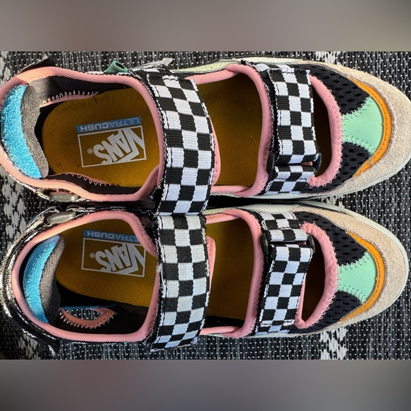 VANS VARI MULTI CHECKERBOARD VELCRO SNEAKERS - Picture 4 of 10